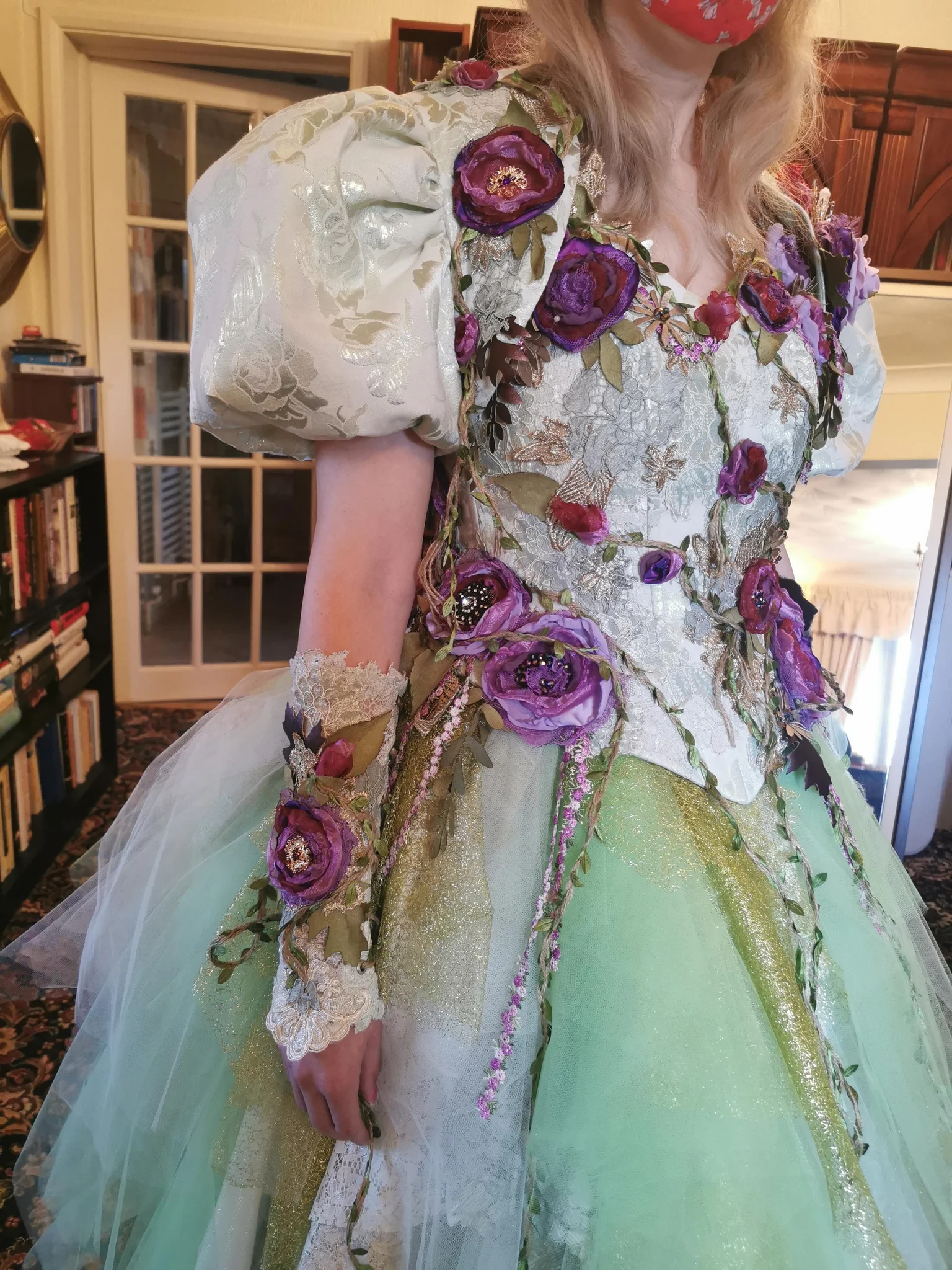 Bespoke costume look FB 1778831230031
