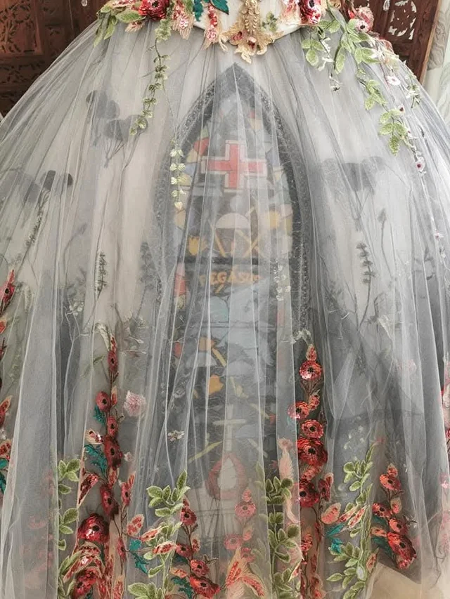 Bespoke costume look FB 1745743617526